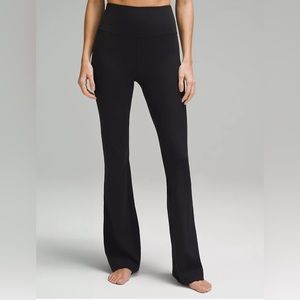 GROOVE SUPER-HIGH-RISE FLARED PANT NULU size 6